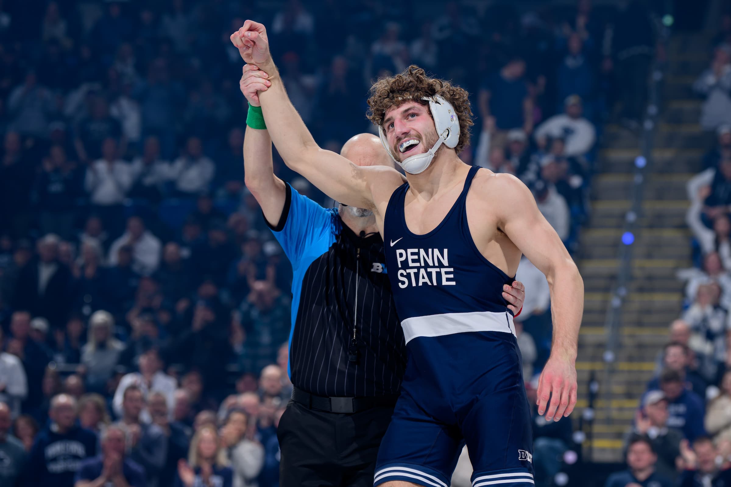 Wrestling Topples #2 Ohio State with Record Crowd at BJC