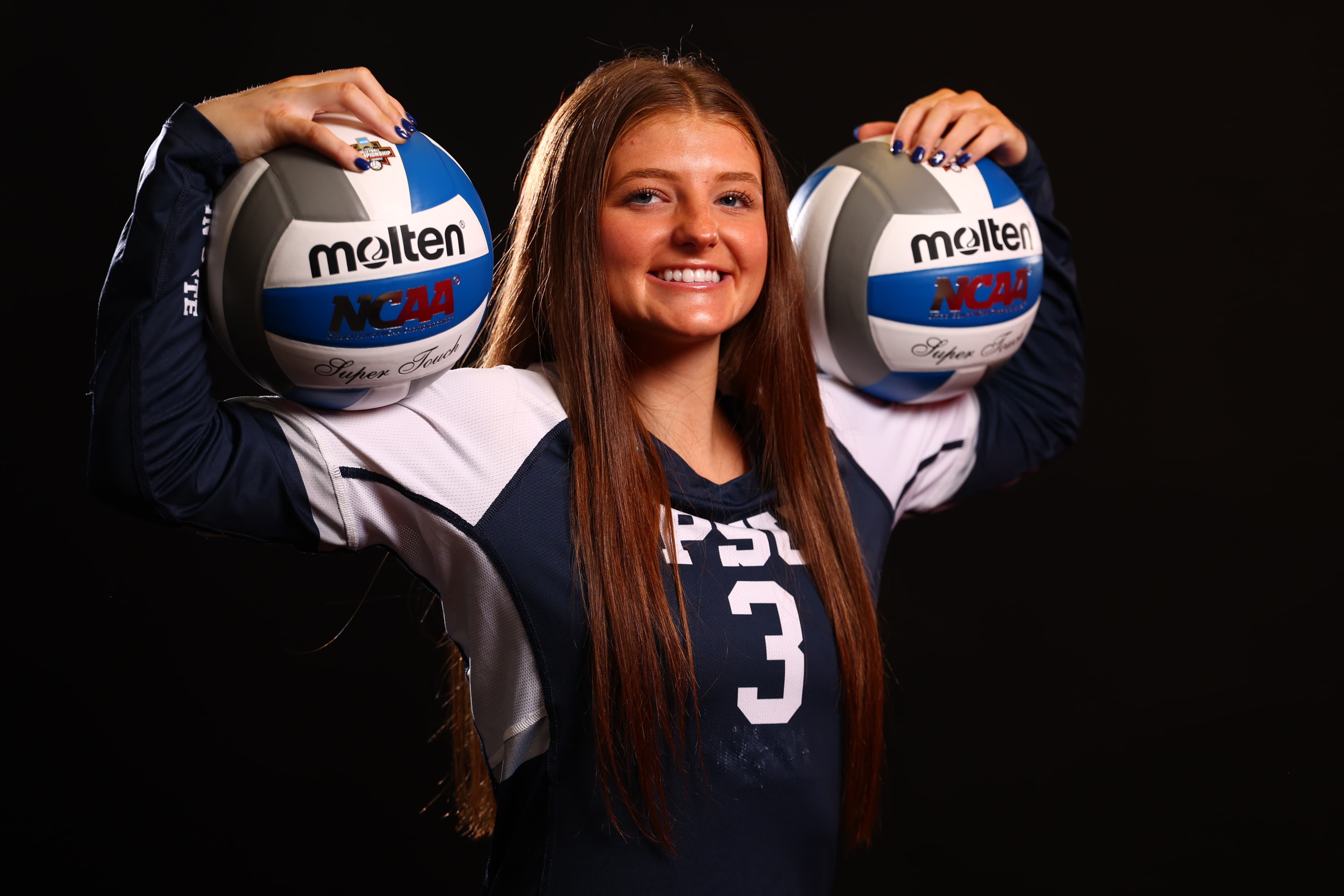 Women's Volleyball Blanks #7 Wisconsin in Big Weekend article image from Roar Plus